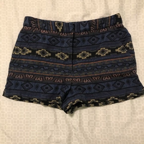 BCBGeneration Pants - BCBGeneration mid-rise shorts